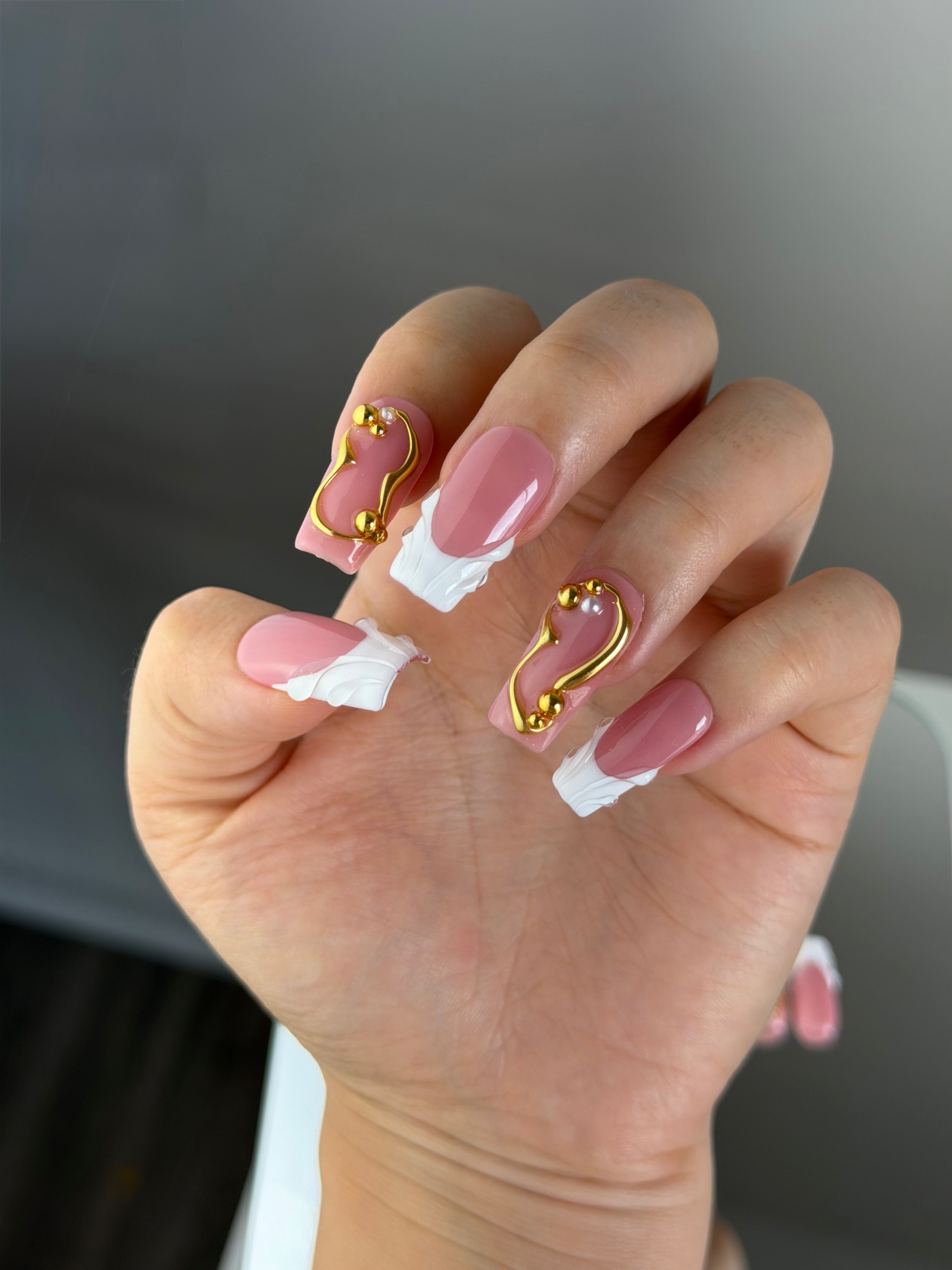 ROYAL FRENCH