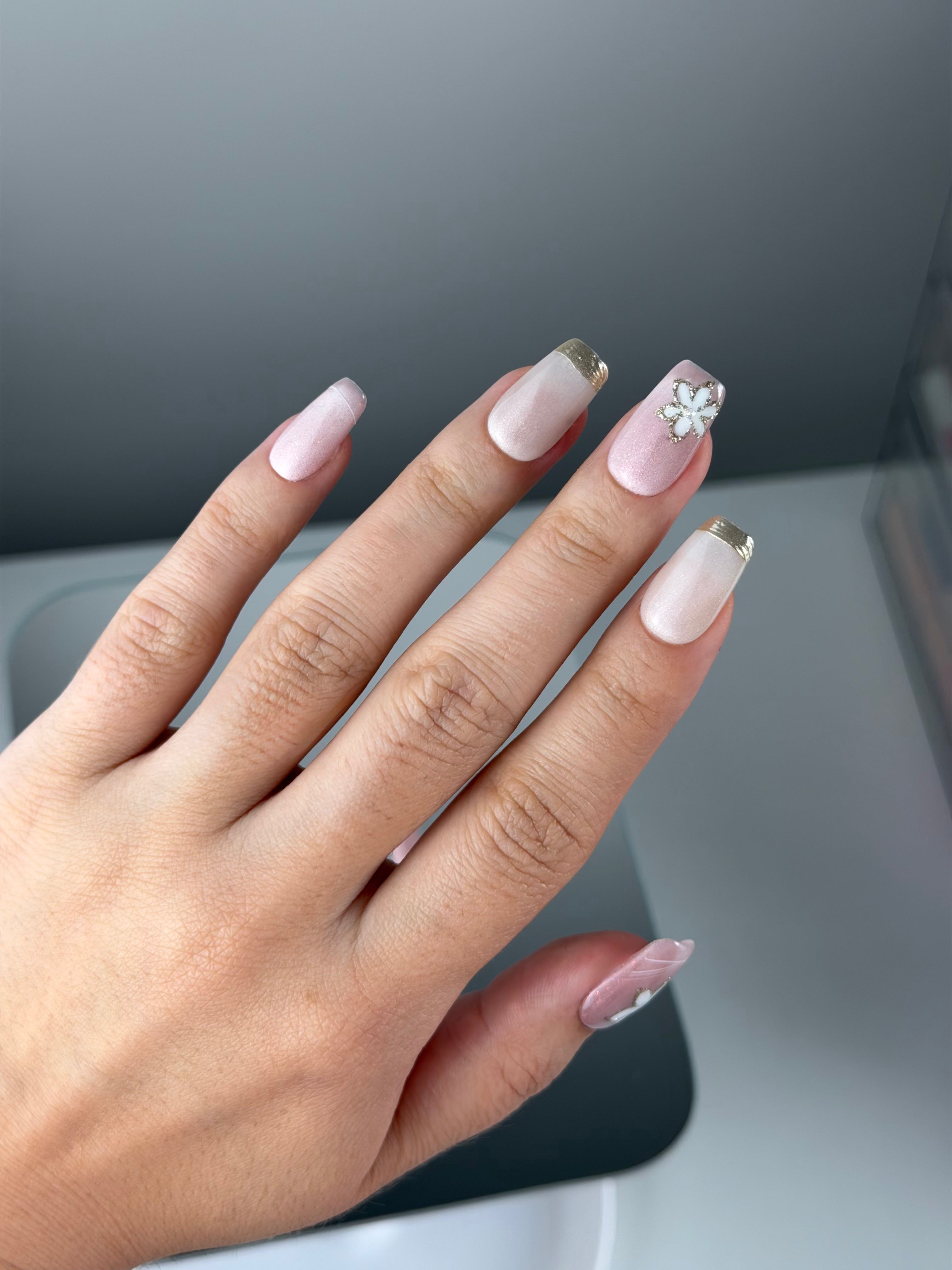 FLORAL FRENCH